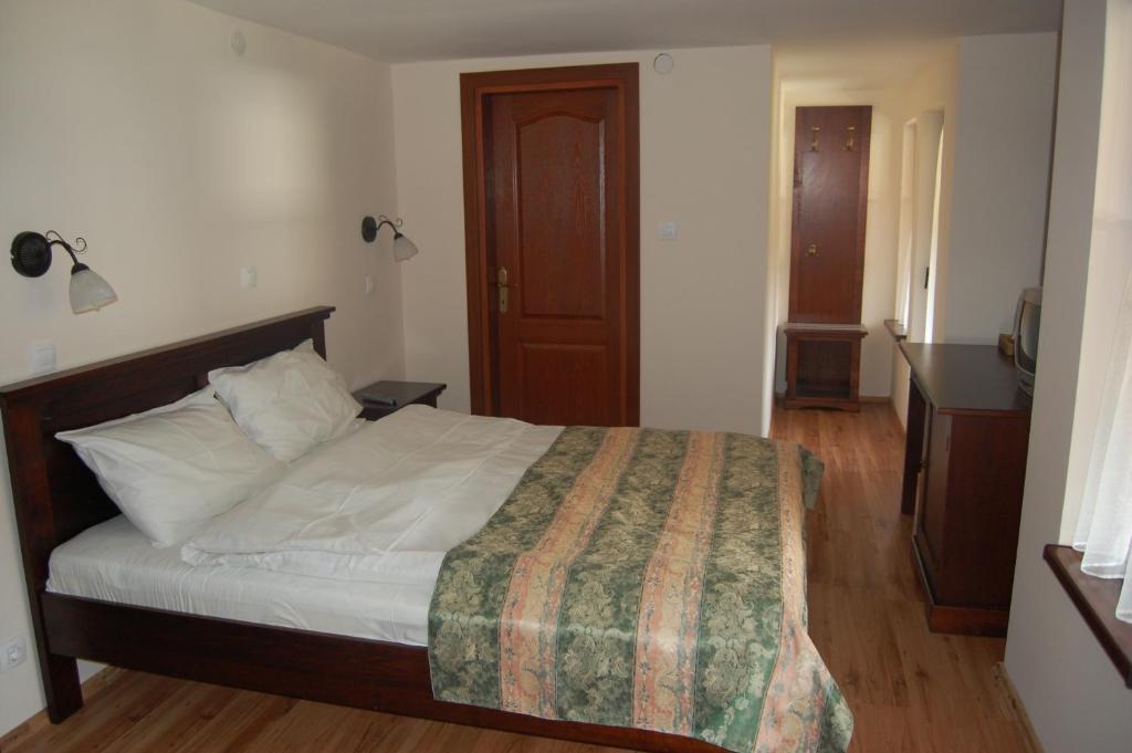 Hotel Complexul Turistic Cheile Butii Cîmpu lui Neag Zimmer foto