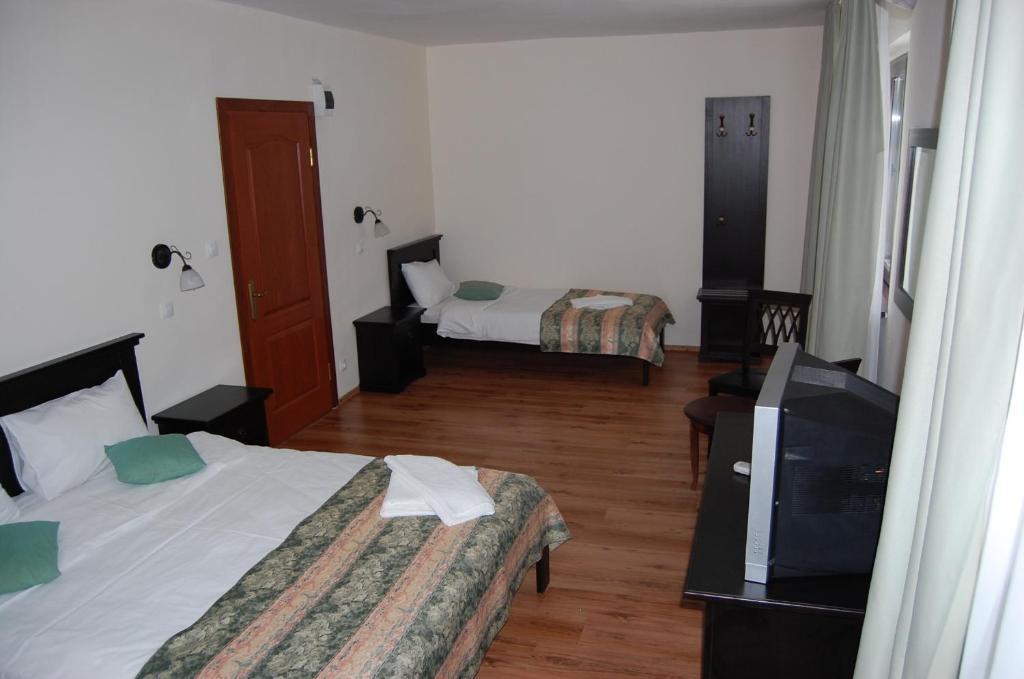 Hotel Complexul Turistic Cheile Butii Cîmpu lui Neag Zimmer foto