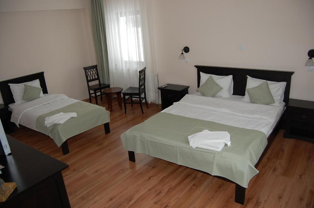Hotel Complexul Turistic Cheile Butii Cîmpu lui Neag Zimmer foto