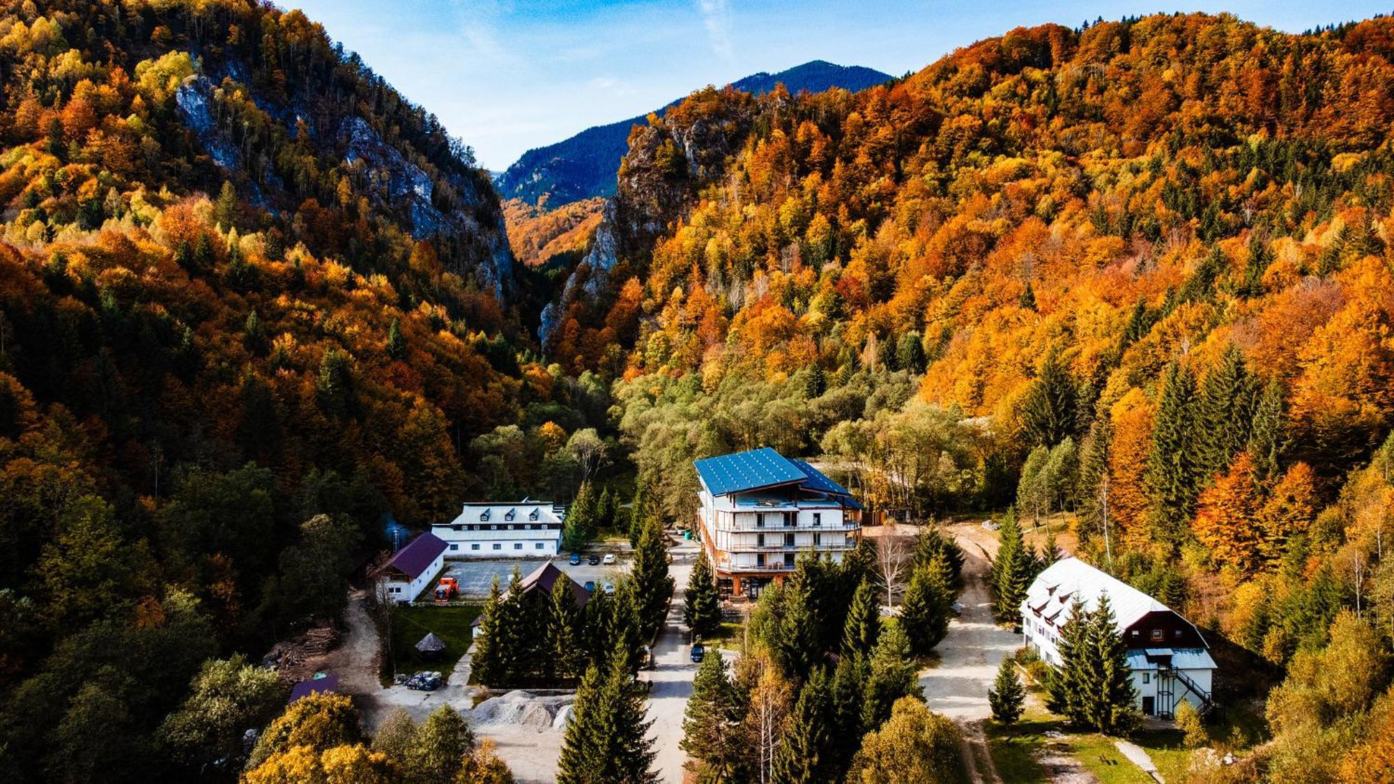 Hotel Complexul Turistic Cheile Butii Cîmpu lui Neag Exterior foto